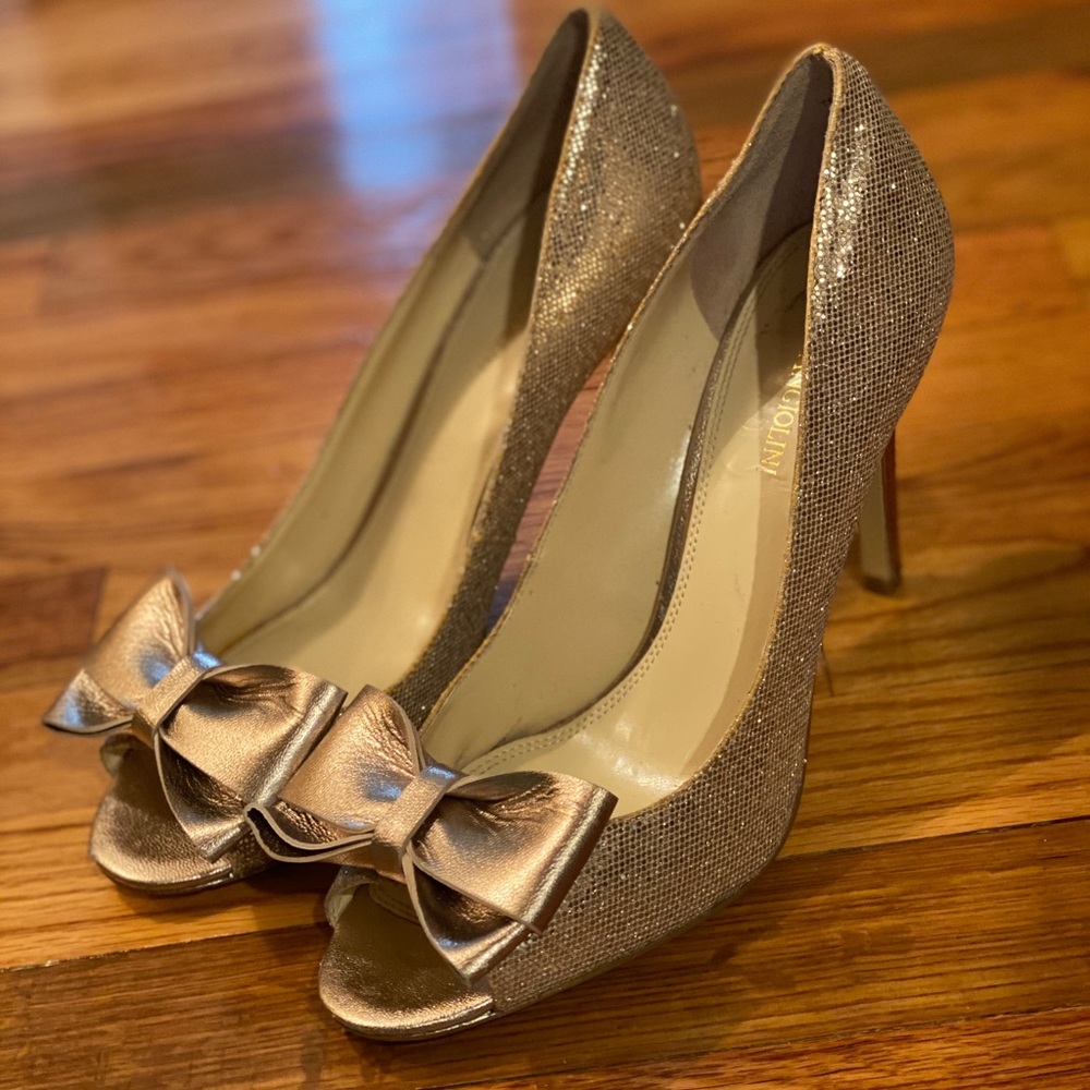 Sparkle high heels!